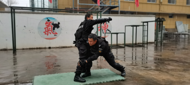春训练兵正当时丨武功县公安局巡特警大队开展春训大练兵活动
