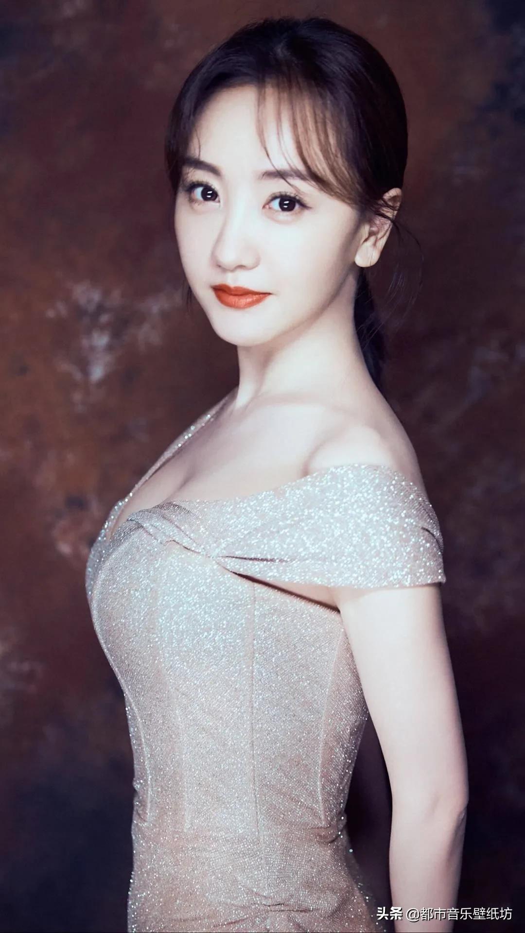 杨蓉高清时尚穿搭美图