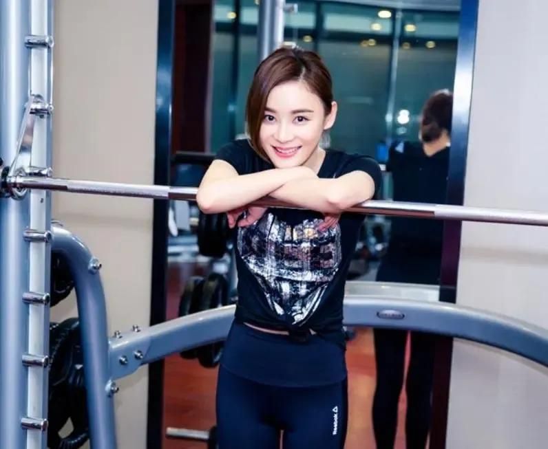 多少资源都捧不红她们！颜值演技要啥没啥，都是“关系户”