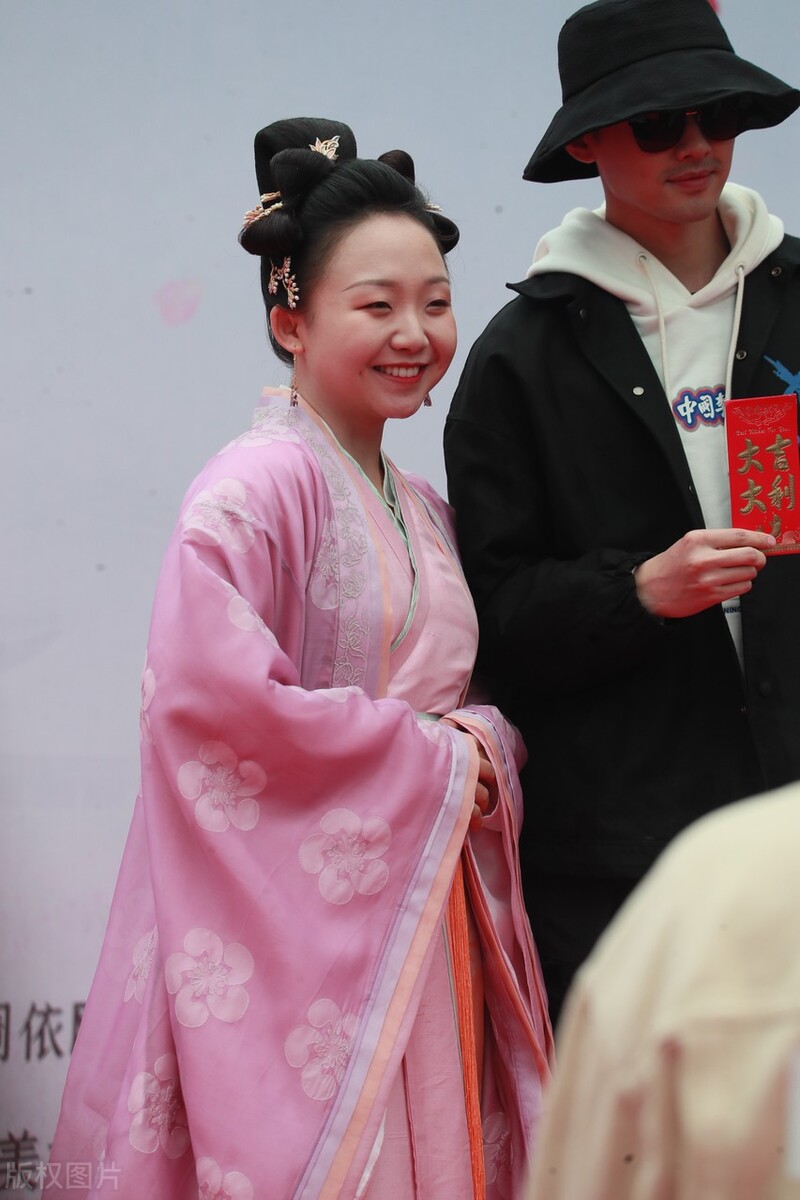 国家博物馆明清人物肖像开展——穿越历史，竟是演员演本人