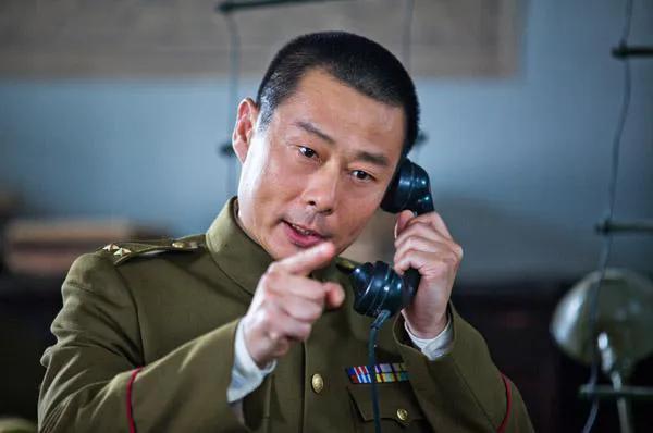 革命剧《数风流人物》今晚开播，侯京健主演，数位实力派坐镇