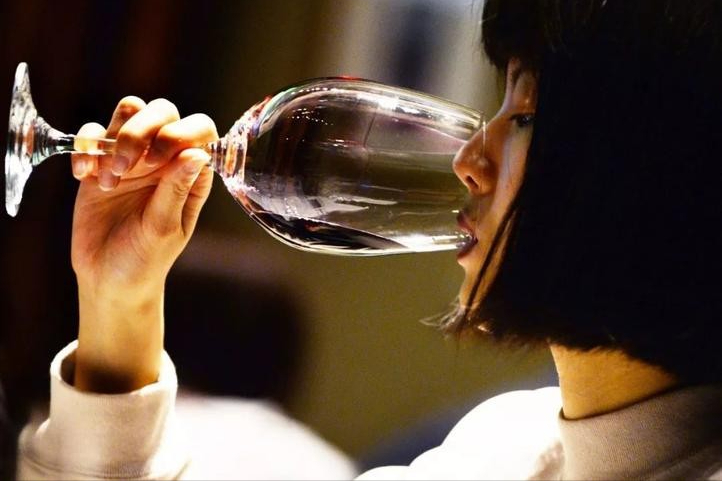 质保期十年的红酒，“过期”了还能喝吗？被它误导的人不在少数