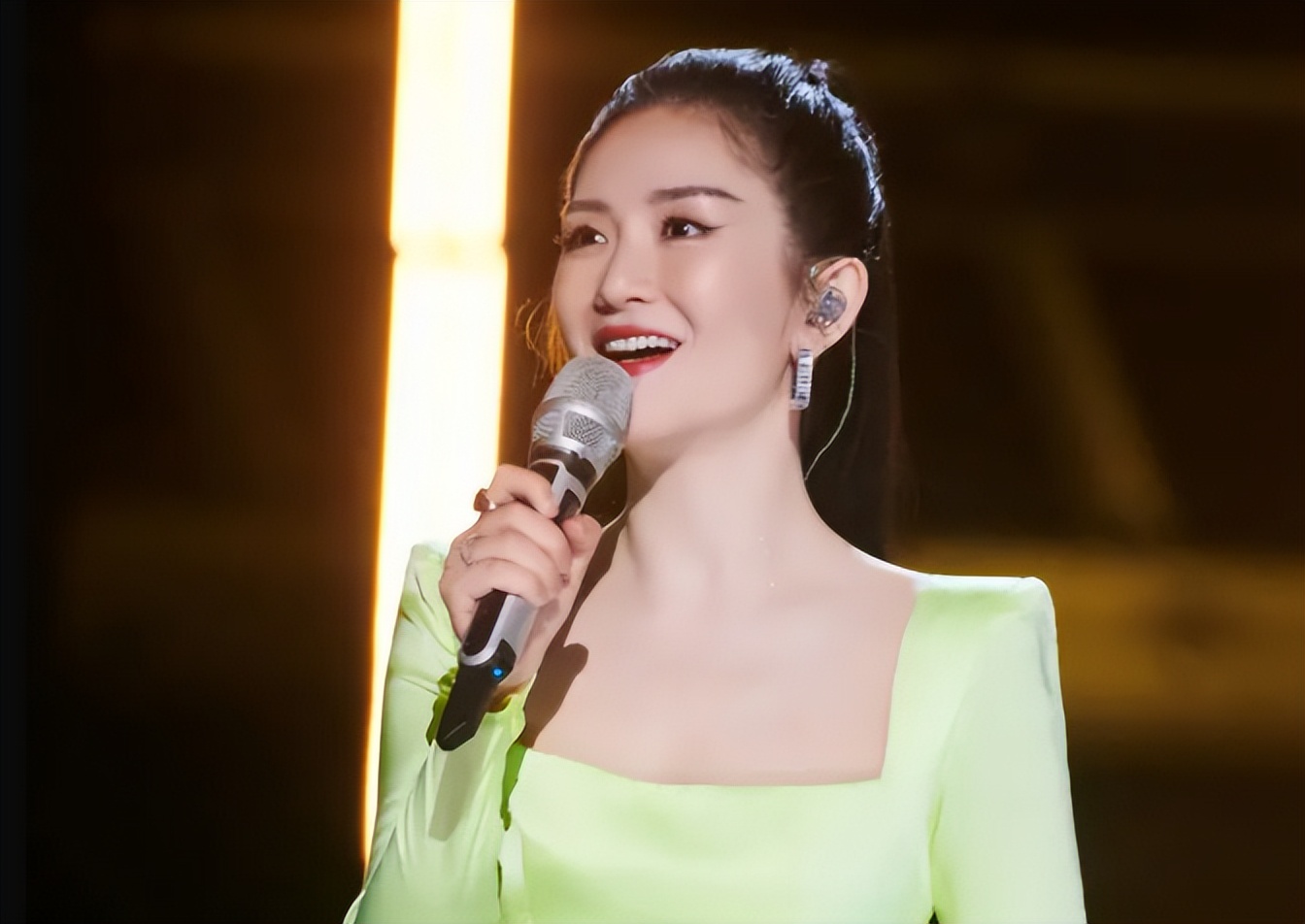 那个“不可一世”的谢娜，也走到了今天