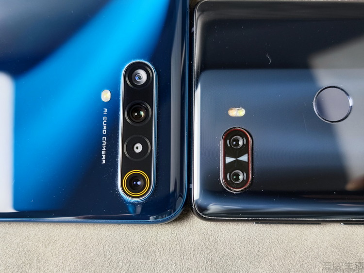 系统升级会“负优化”拍照？我们测了两台手机