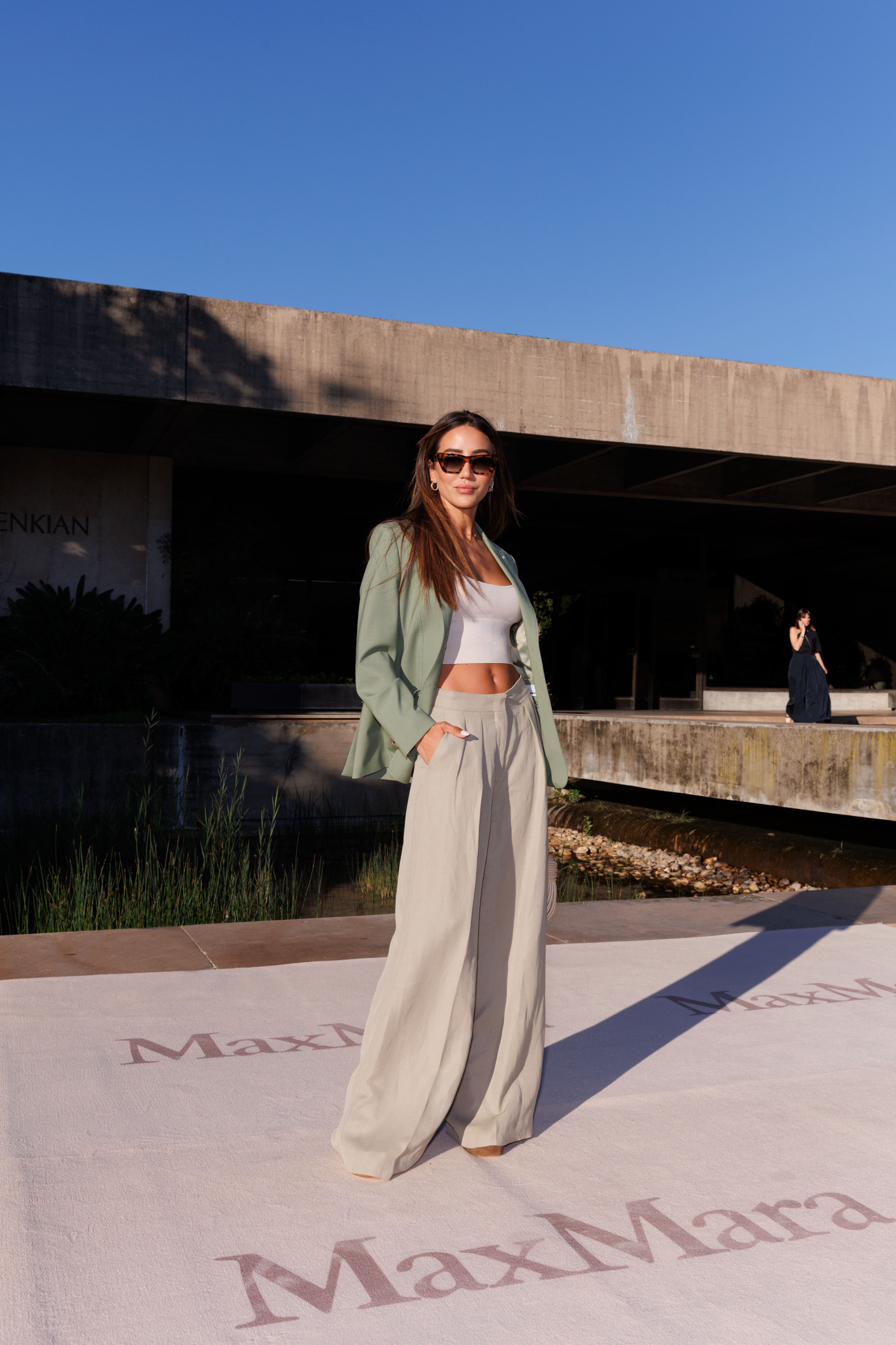惊喜派对开启葡萄牙之旅：Max Mara 2023早春系列发布会星光闪耀