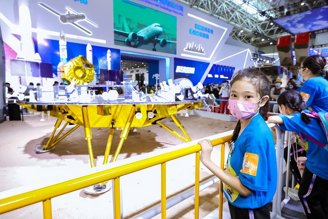 361儿童联手中国航天太空创想 以科技定义“新国潮”