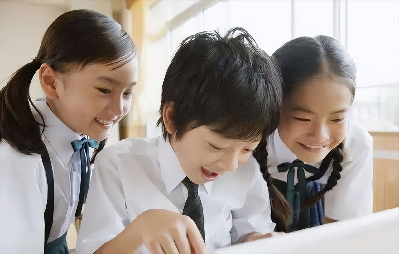 开放三胎后，有些父母不“买账”？一个新方案来啦，你还会生吗？