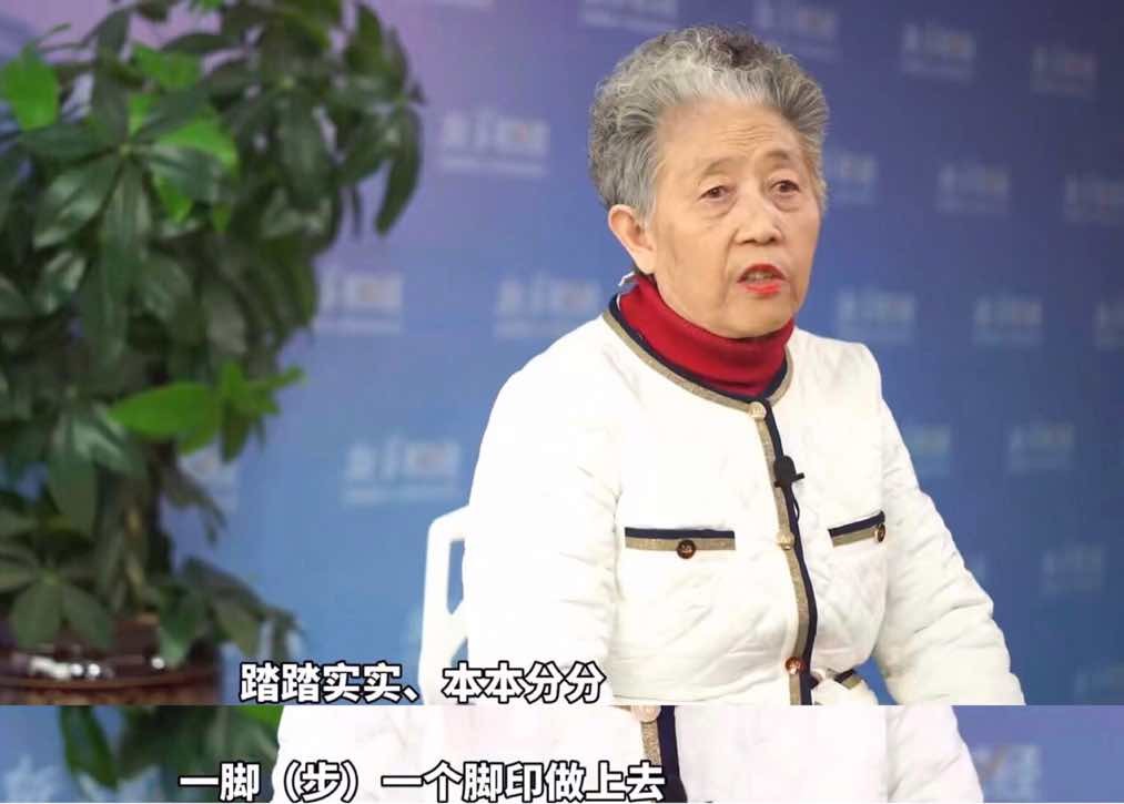 75岁老干妈再出山，收拾两个“不争气”的儿子，晚年基业恐难守住