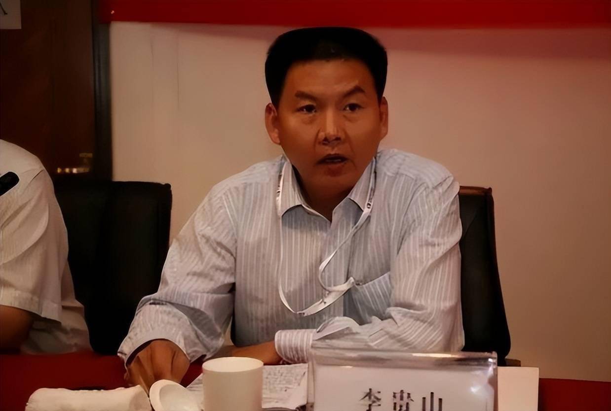 大儿子成老赖，小儿子砸招牌，老干妈的结局都被雷军说准了