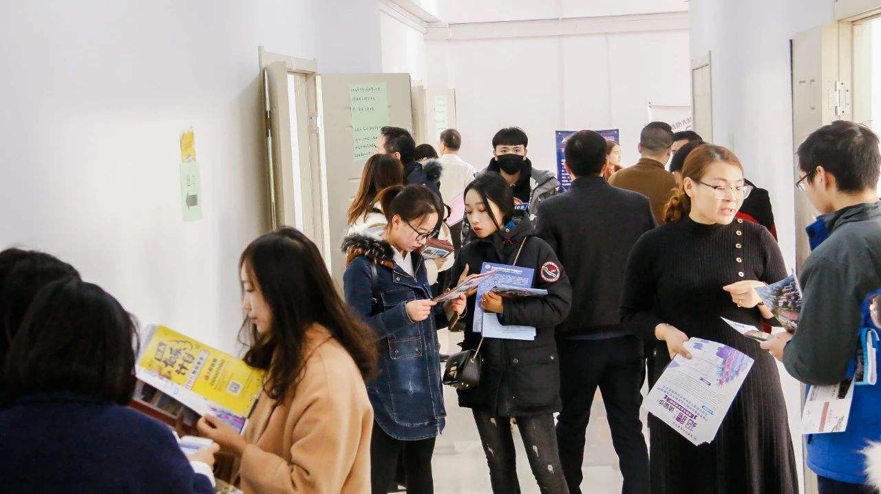 学校环境太艰苦，逼迫最高分考生“跑路”？2022考研录取有情况