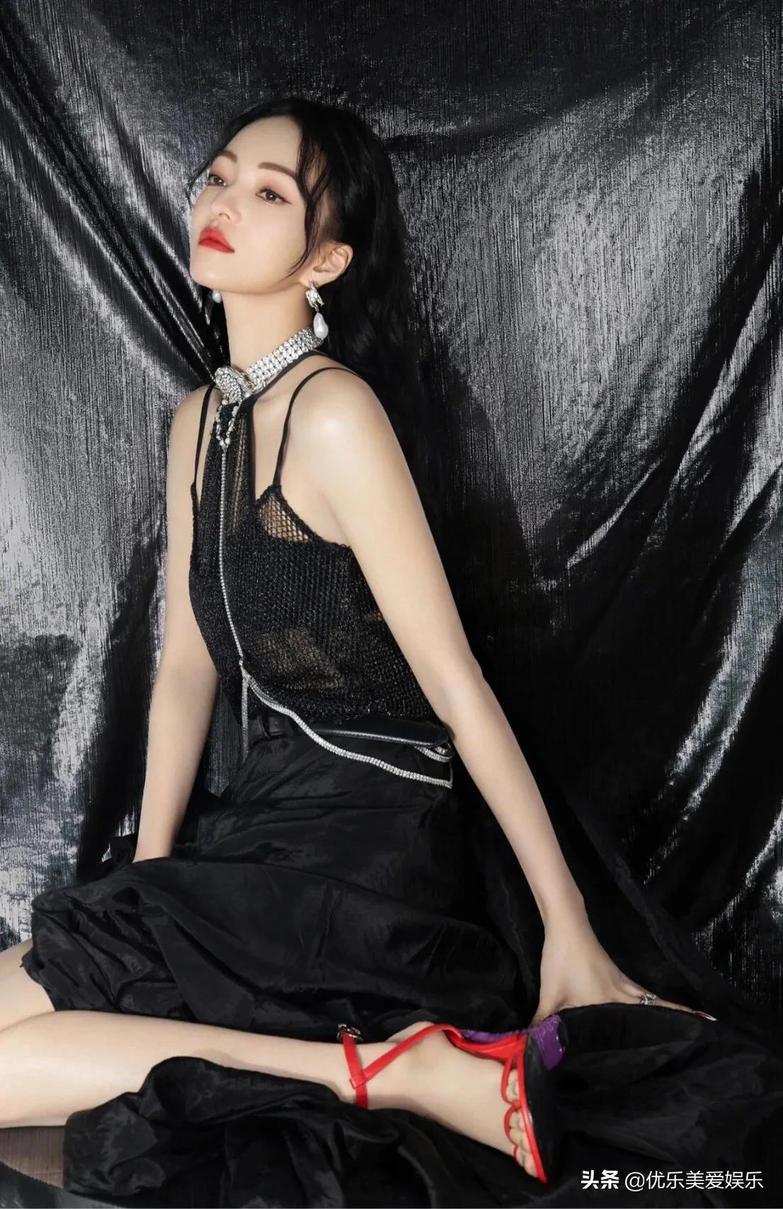 张韶涵，明星穿搭