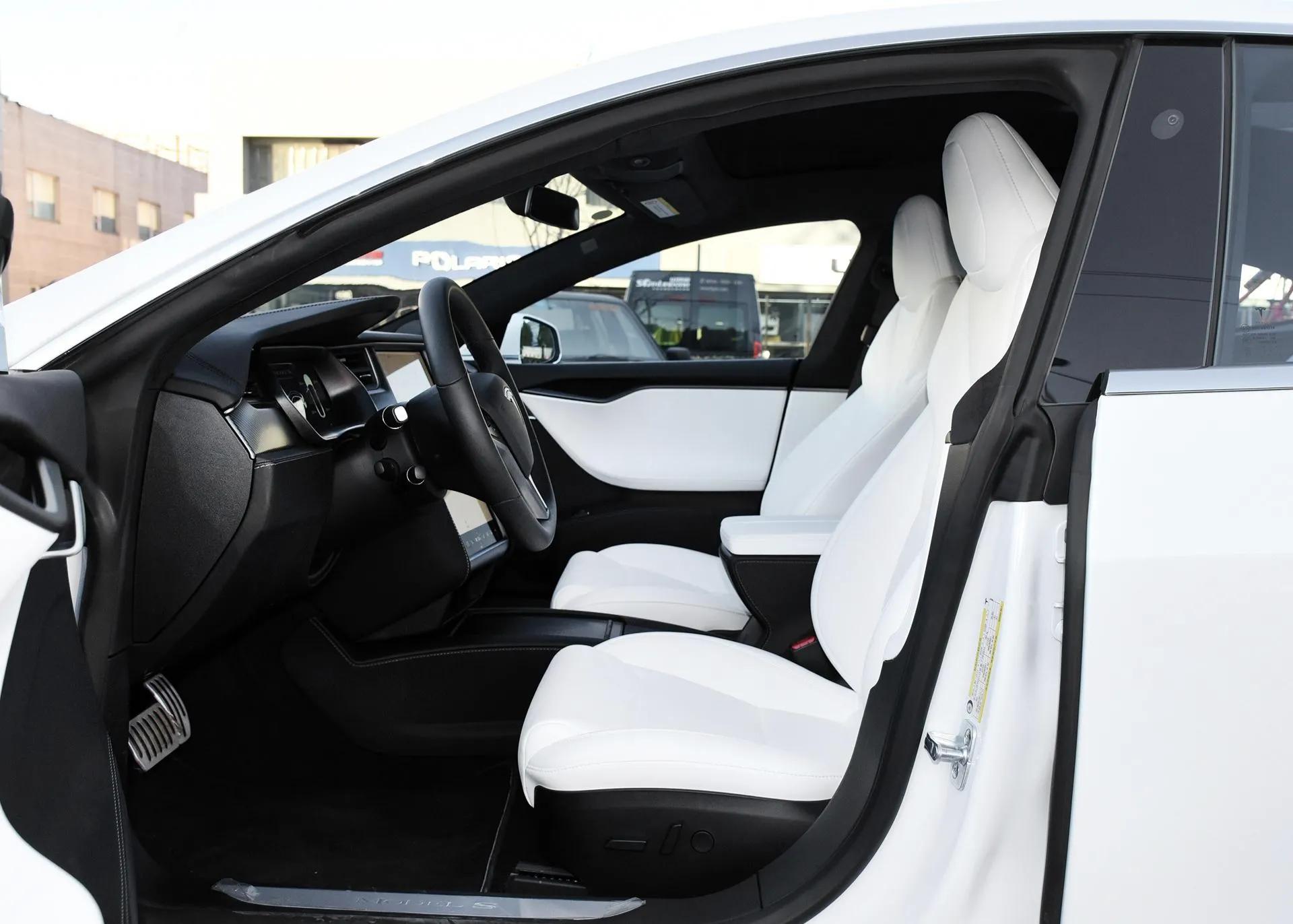 特斯拉回应林志颖出车祸 特斯拉S提车一个月 有几件事我非常不满意