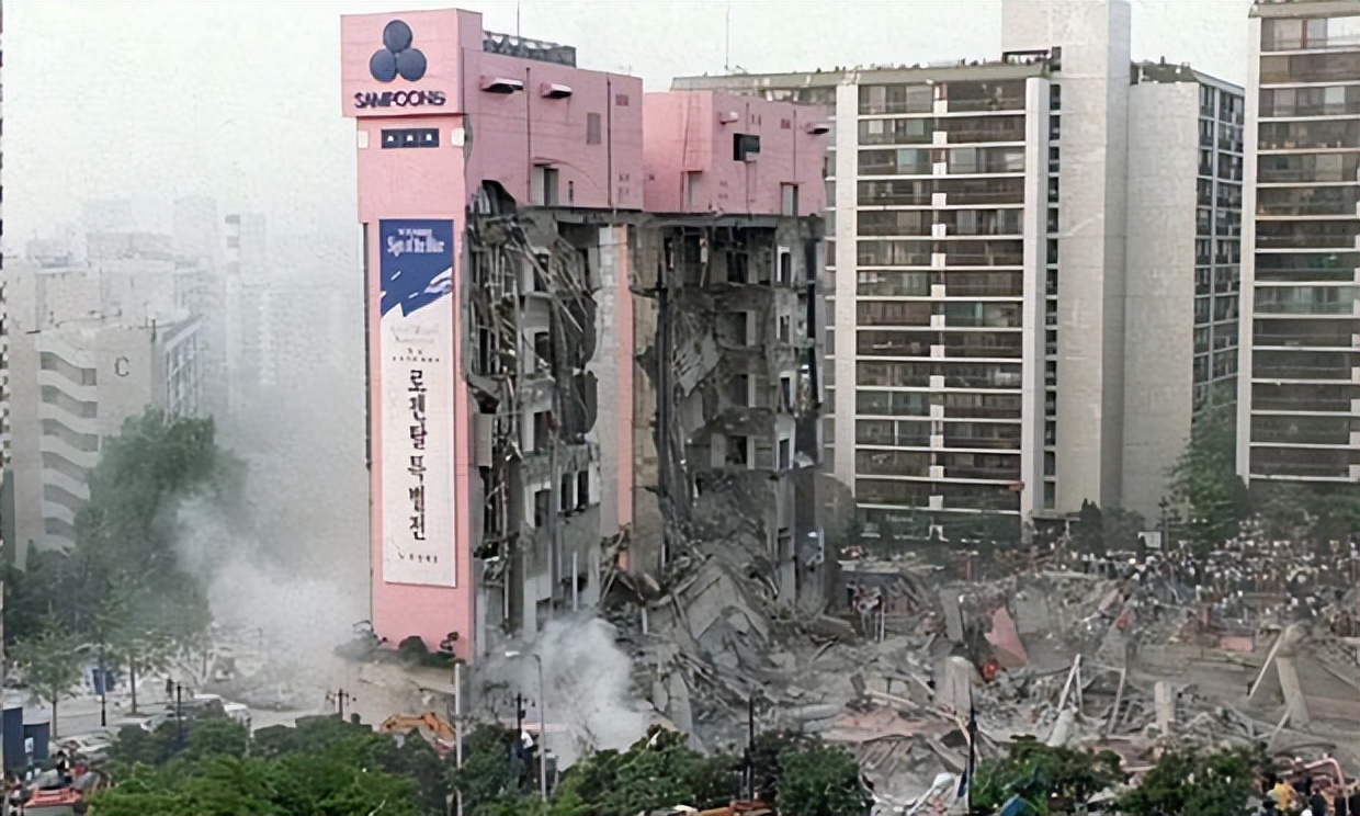 长沙自建房倒塌12天，53人遇难，大楼倒塌背后的原因，在拷问人心