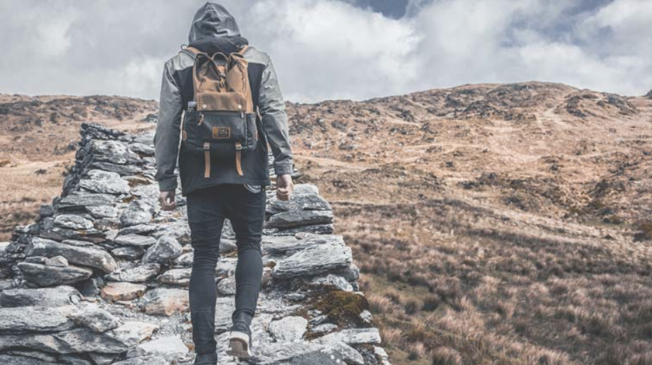 走自己的路：人生重要的不是你从哪里来，而是“你”要到哪儿去