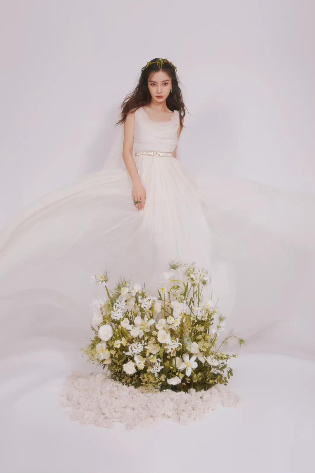 赵丽颖、杨颖、唐艺昕最好看的礼服合集，美若天仙，令人如痴如醉