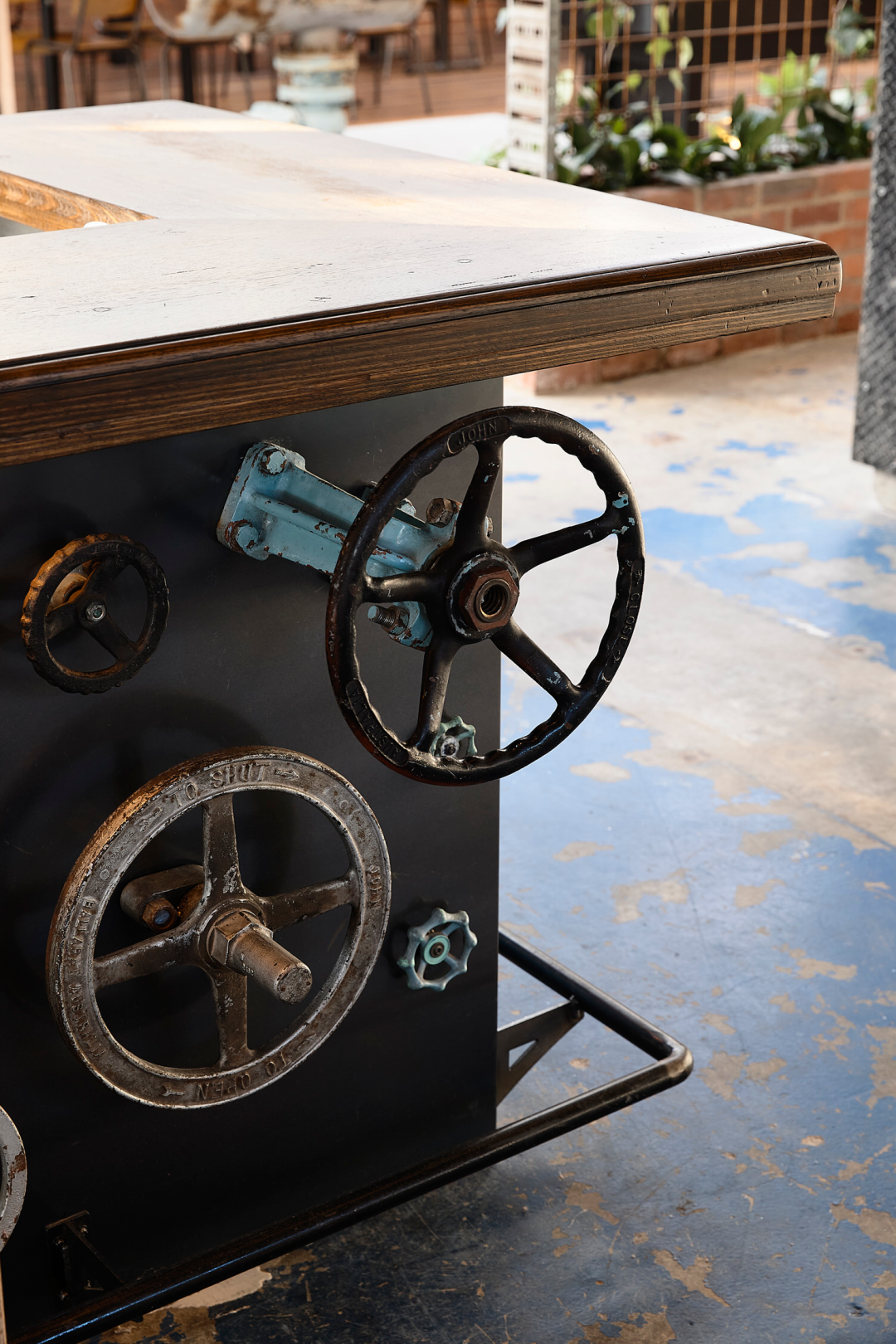 工业旅游魅力显现，旧锅炉房变身精酿啤酒馆