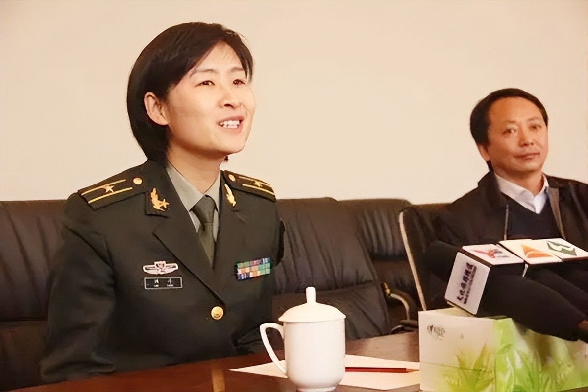 女航天员刘洋，自曝恋爱史！丈夫英俊帅气，身份显赫