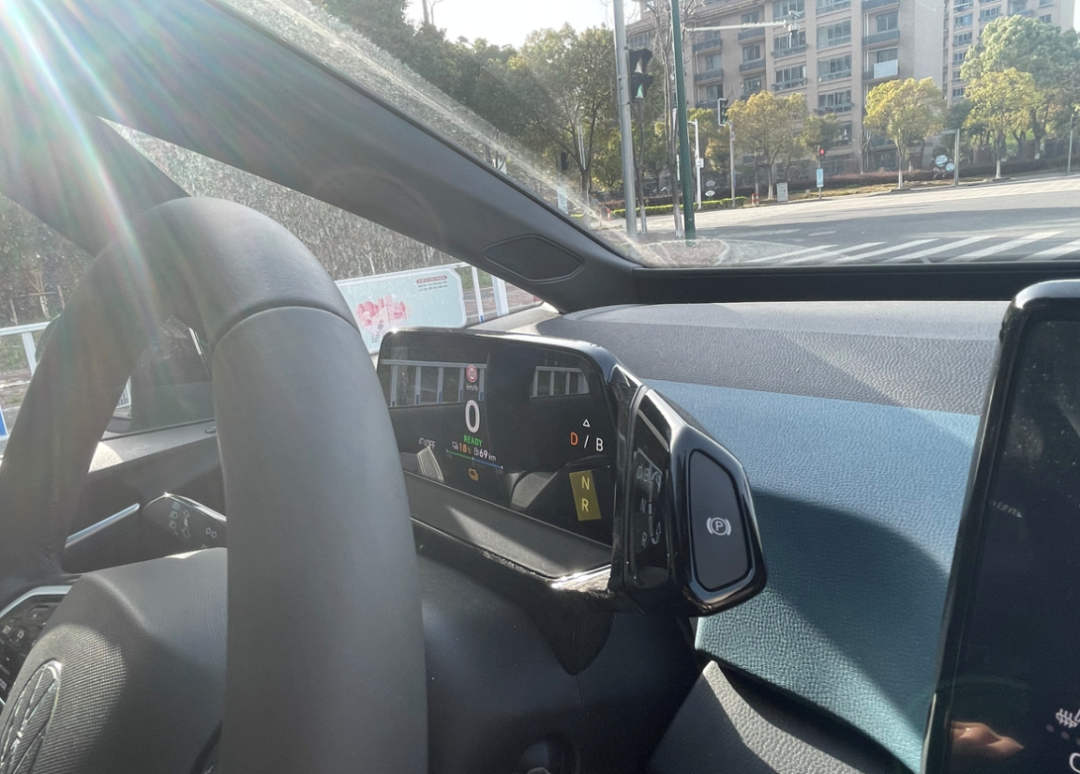 车主说车：空间够用刹车偏软，女车主讲述大众ID.3用车经历