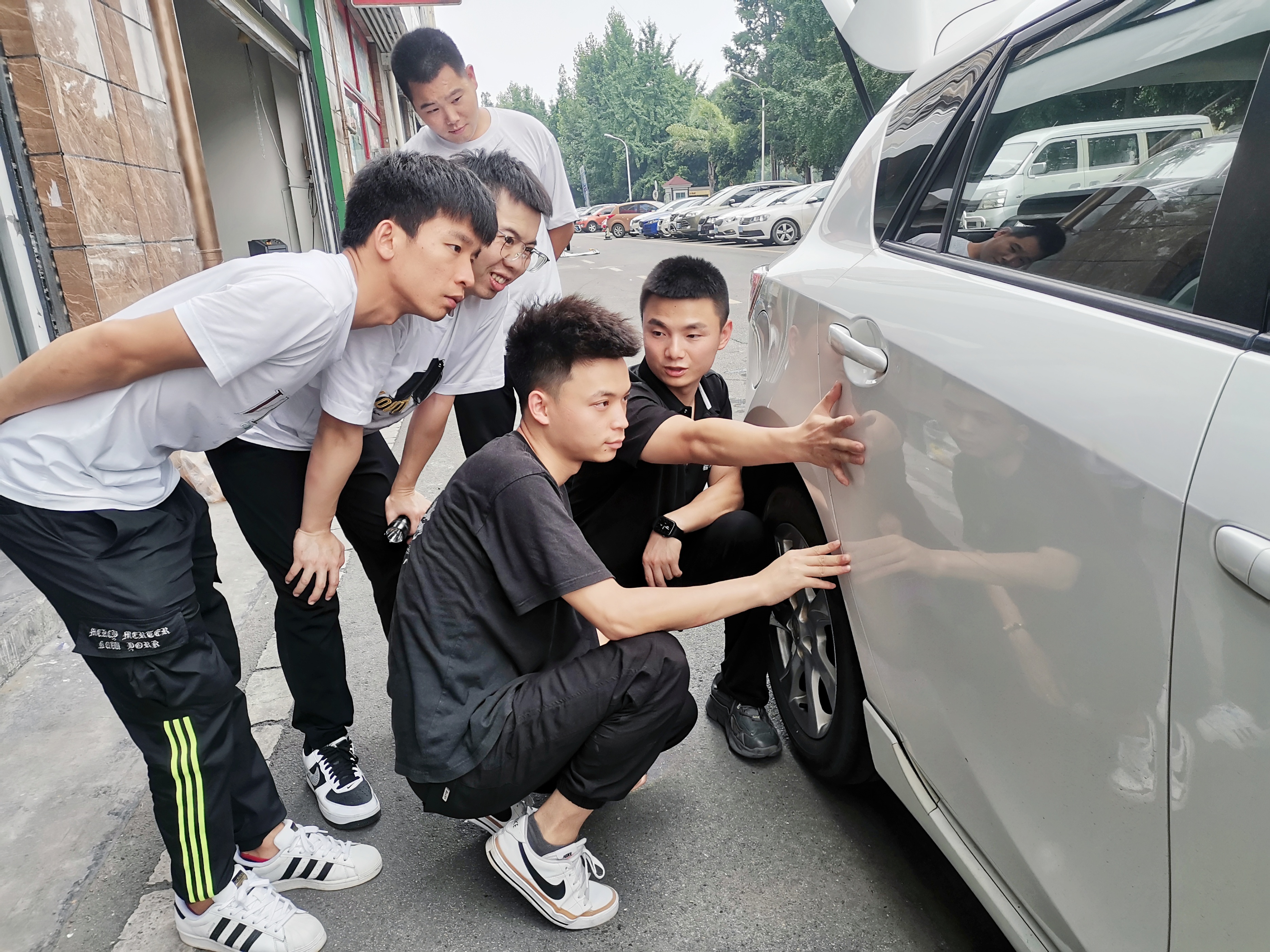 二手車市場瞎混半年，不如到驗(yàn)車幫深造9天