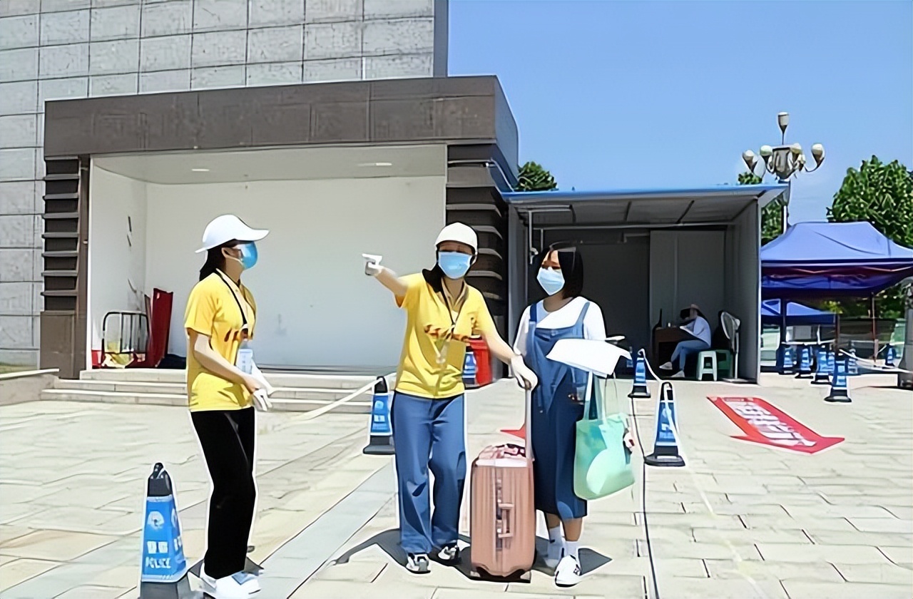 多所高校陆续通知，大学生2022暑假时间出炉！有人欢喜有人忧