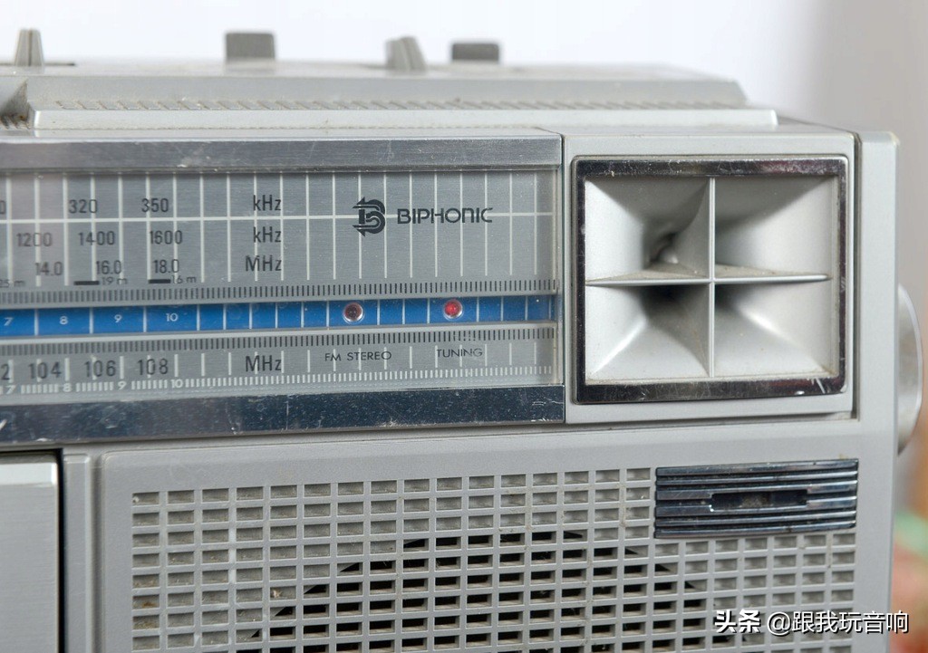 JVC RC-656LB 便携式立体声收录机 (1980年生产)