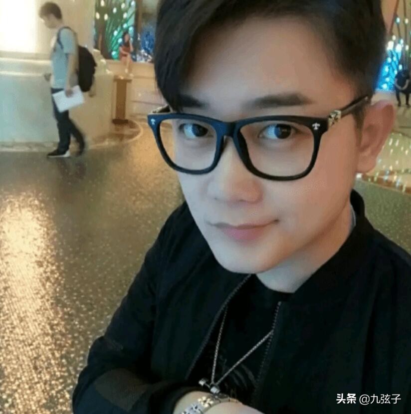 是资本“吃人”，还是人吃资本？29岁“泡泡龙”之死，是谁的过？