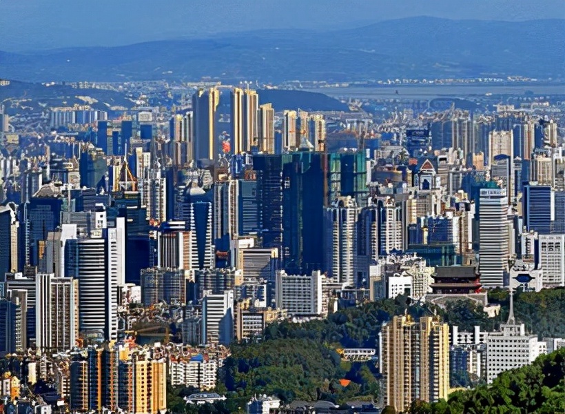 半个月内，高层两次提“房地产是支柱产业”，明年楼市风向真变了