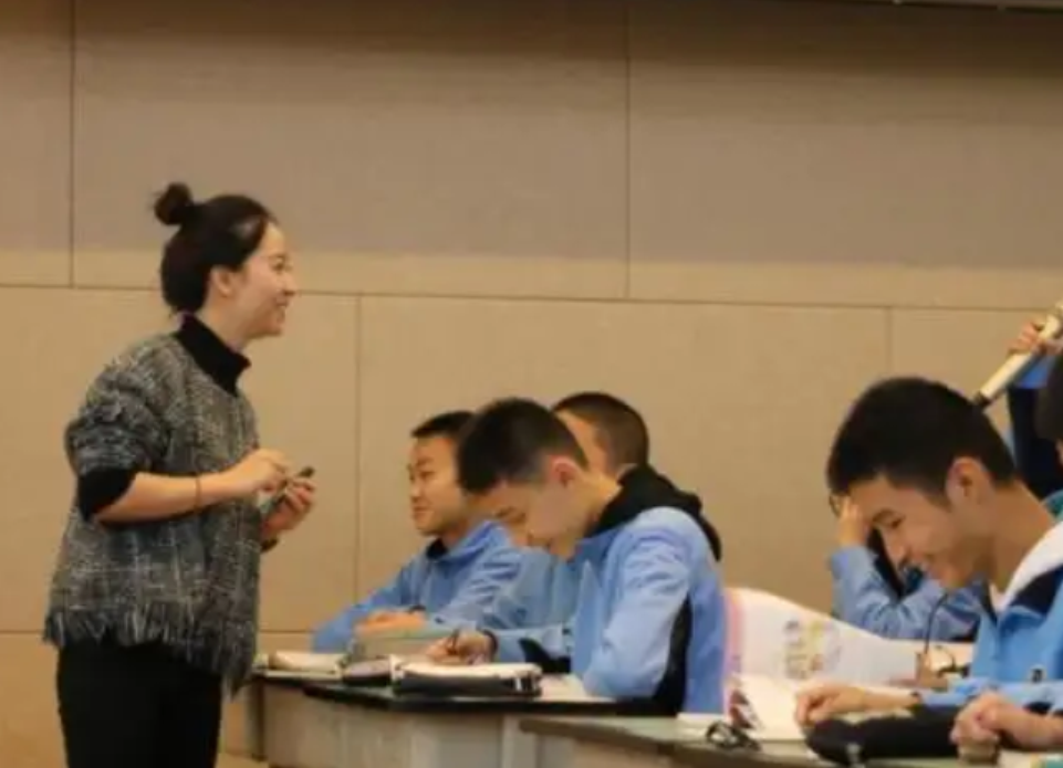 教师工资改革最新消息,2022年教师工资改革最新消息