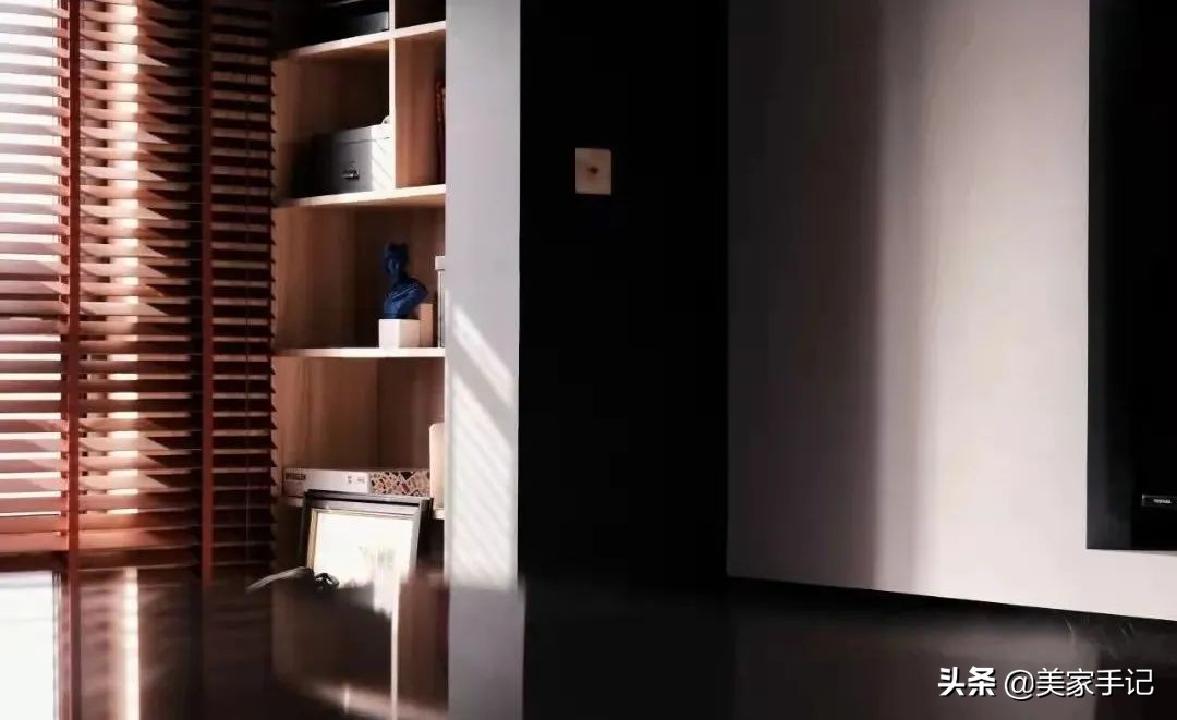 江苏夫妻家中的精致场面：坚持不铺地板不铺砖，完工反而实用高级