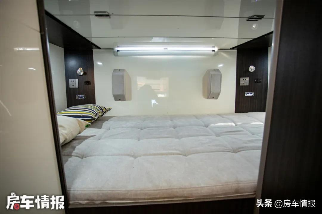 首款东风超龙巴士房车!号称同级别空间之王,20多万性价比不错