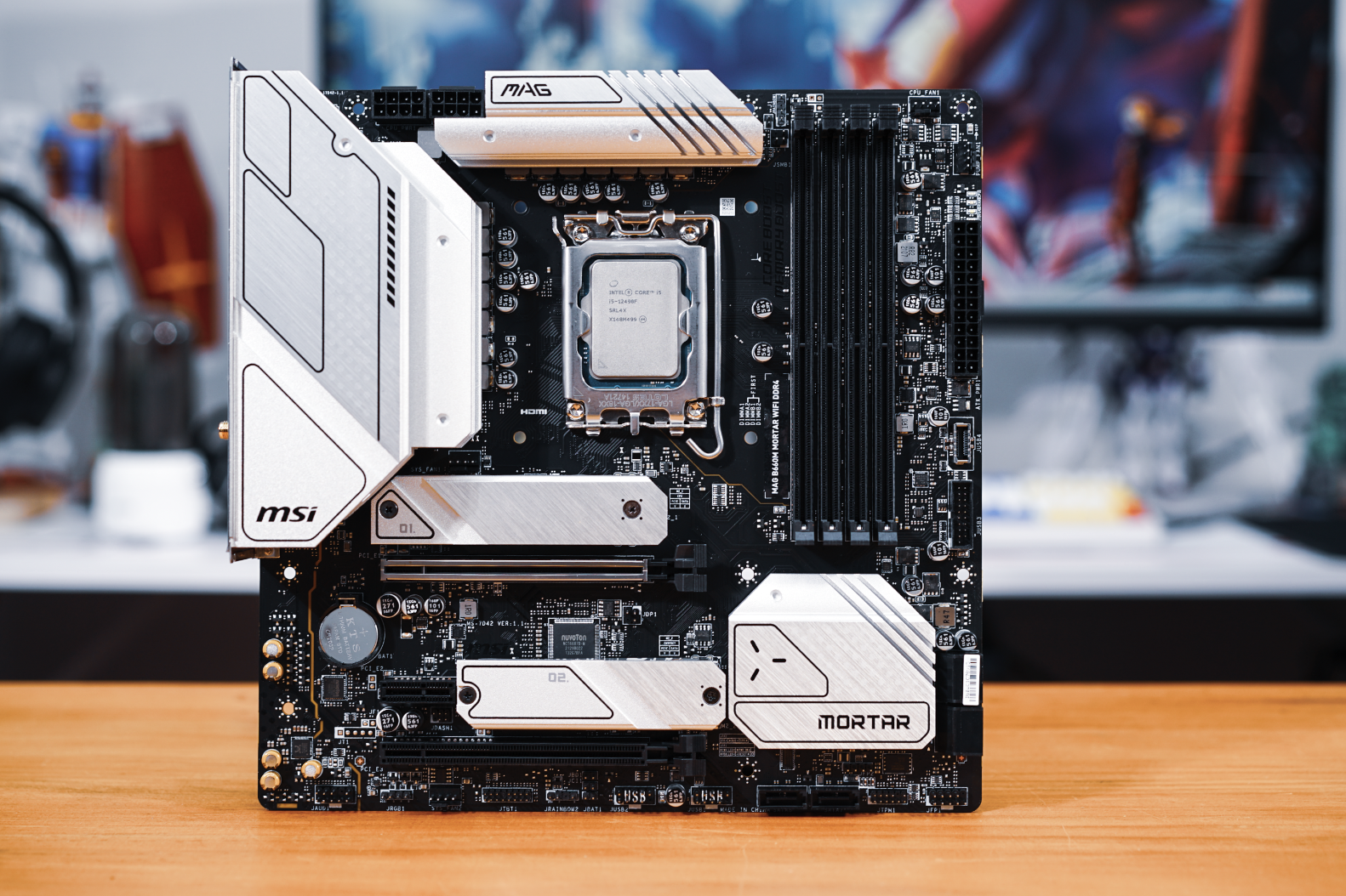 主板自带M.2散热片是鸡肋？看看B660迫击炮+PCIe4.0固态上机实测