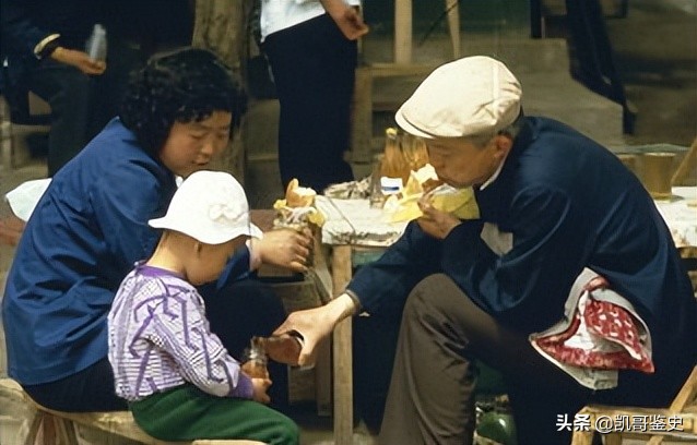 75岁老干妈再出山，收拾两个“不争气”的儿子，晚年基业恐难守住