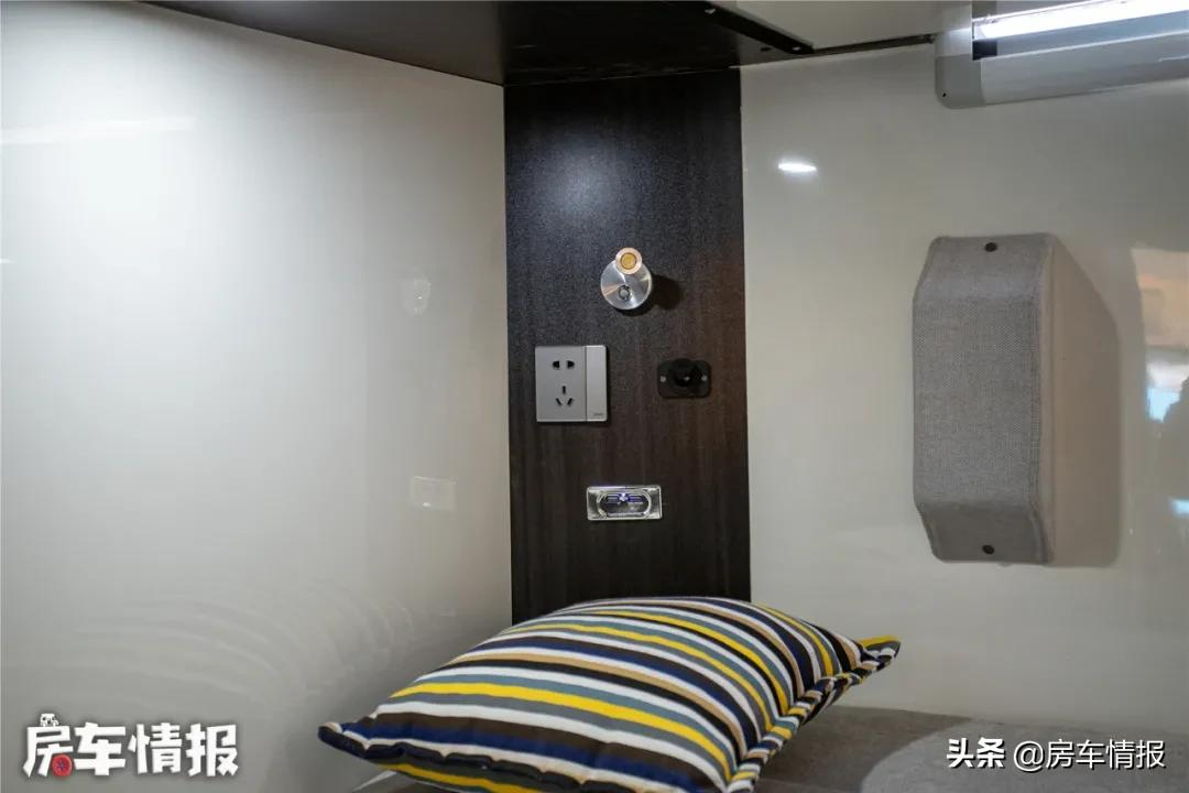 首款东风超龙巴士房车!号称同级别空间之王,20多万性价比不错