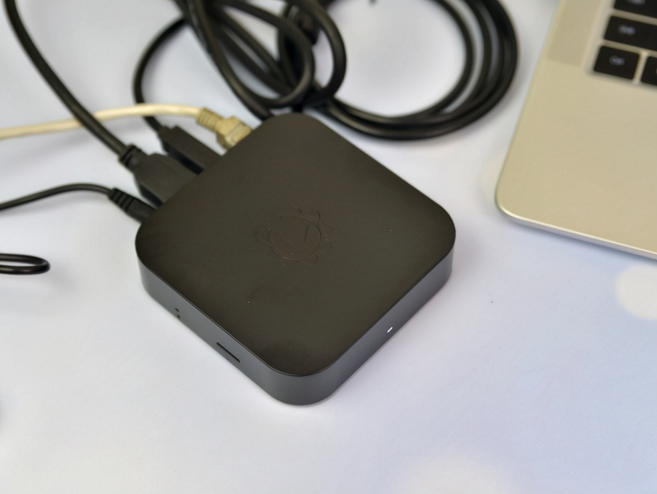 内网主机也能远程控制？带你体验向日葵控控A2就知道了