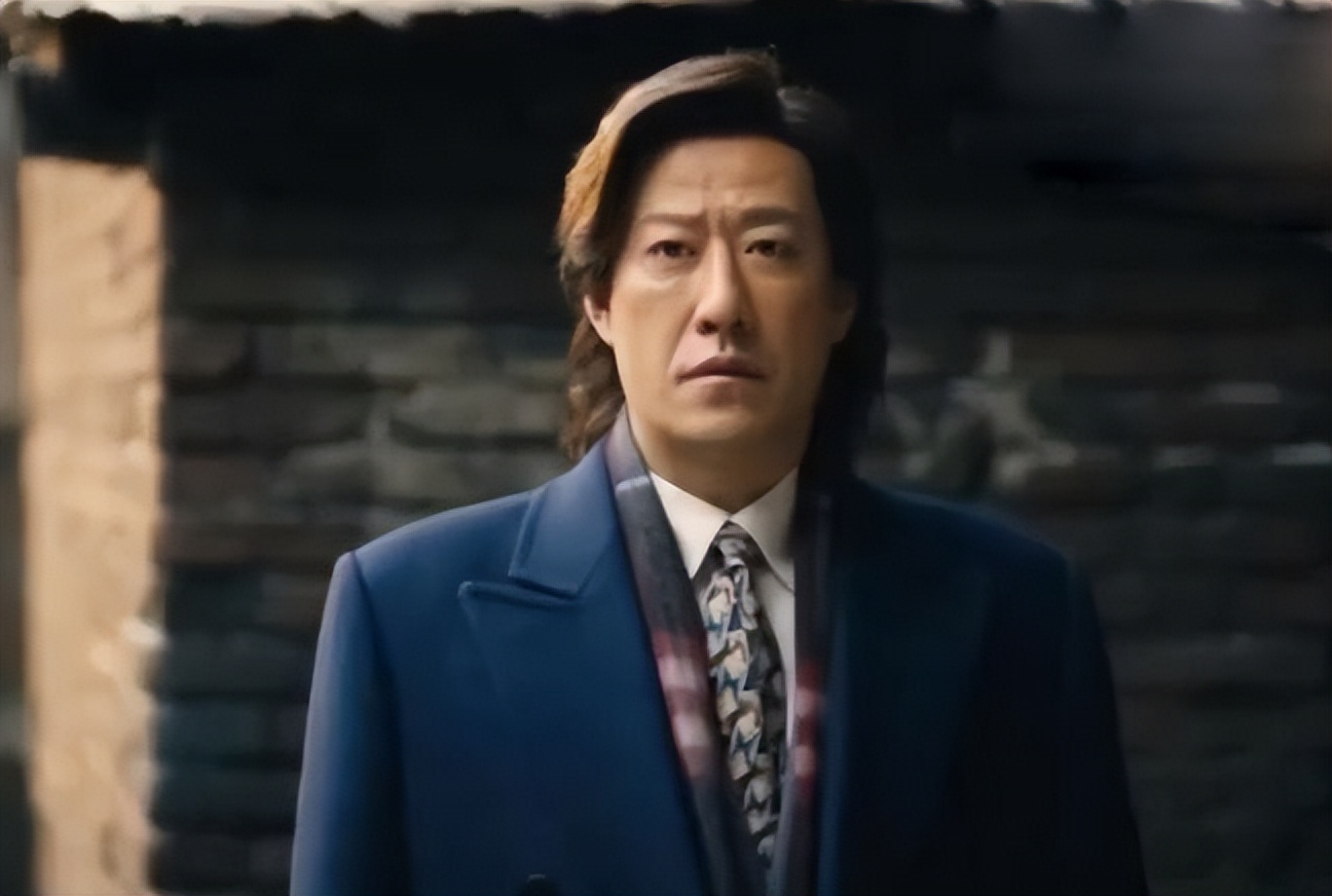 “自带悲剧脸”的8位男星，五官凑在一起，演什么都很丧，怎么救