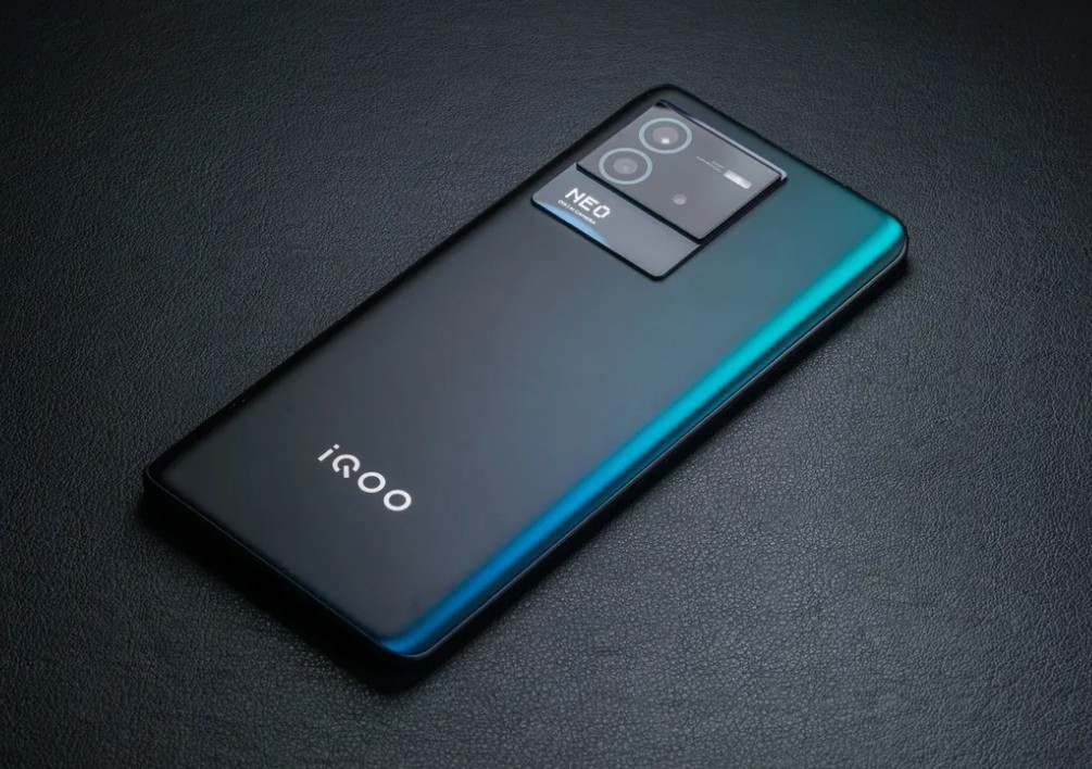 值得推荐的3款“千元旗舰”手机，公认极致性价比，口碑也很不错