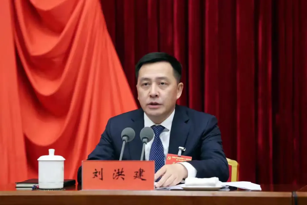 省会城市被喊话“该惊醒”后,市委书记率队赴深圳4天