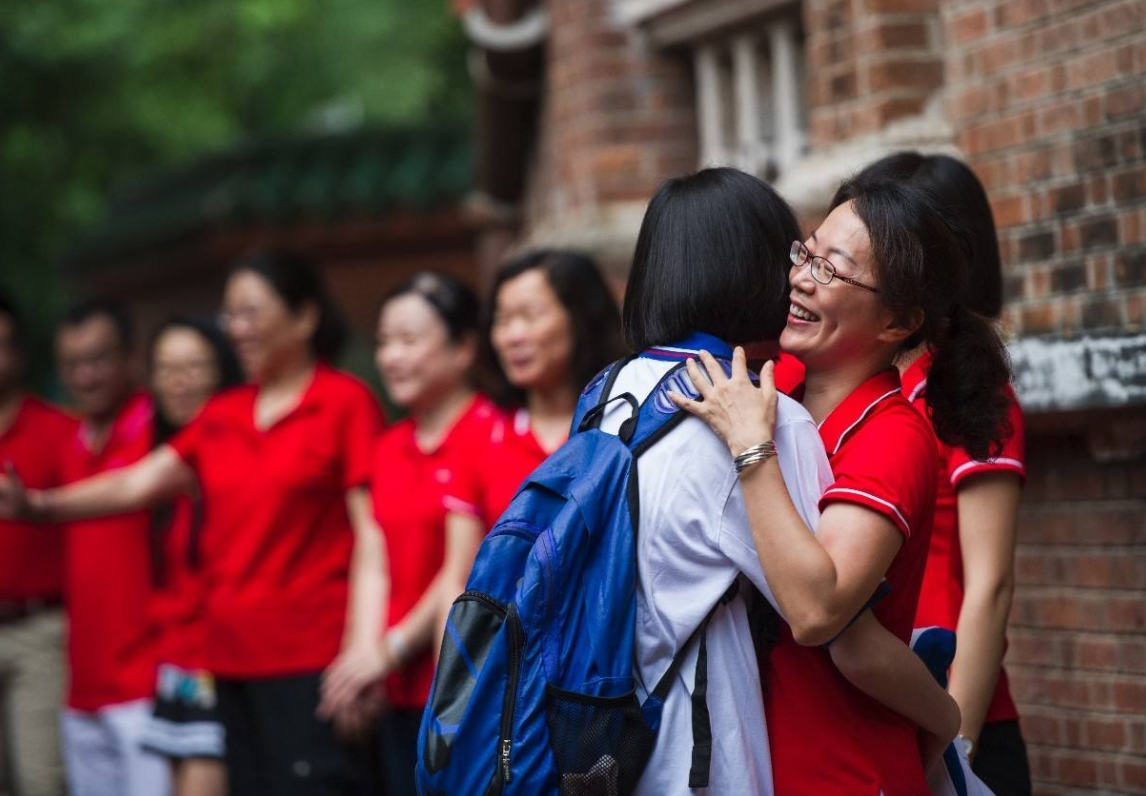 新高考落地后，2门学科成功坐上“冷板凳”，老师也面临职业危机