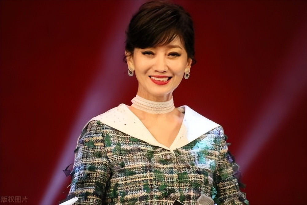 为了不变老，不生孩子、20年不吃晚饭，如今