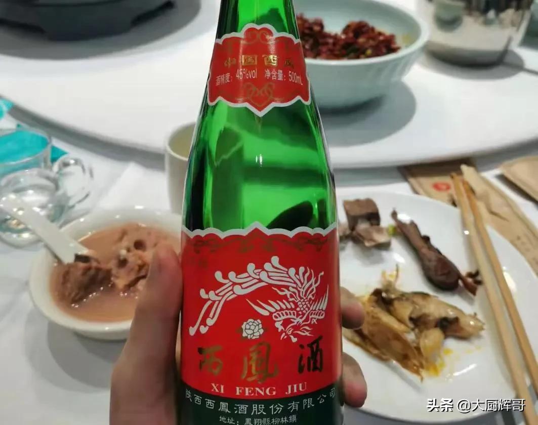 十大"光瓶酒"便宜又好喝,却被放在货架上落灰,导购:不识货