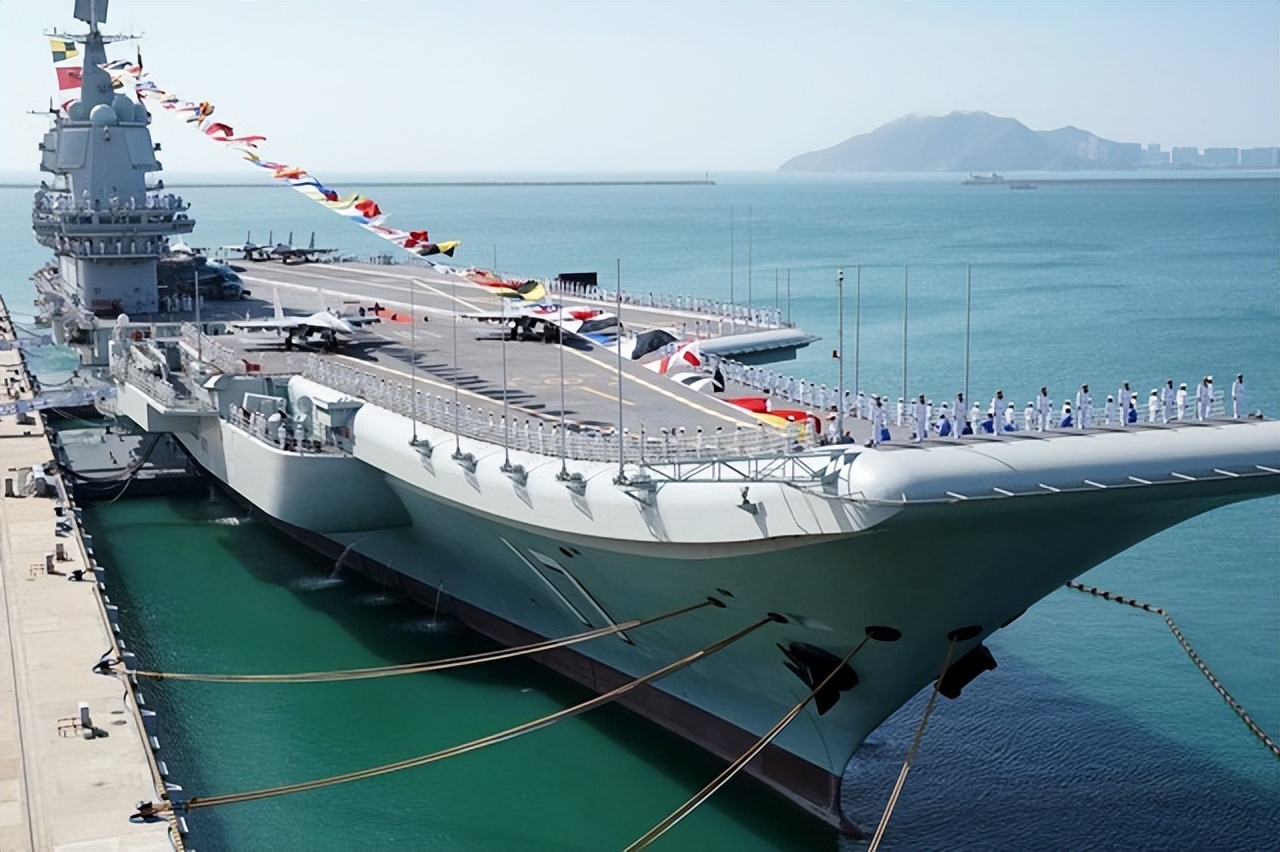 苏联大型航母使用的钢材到底有多好?辽宁舰舰长的评价让人顿悟