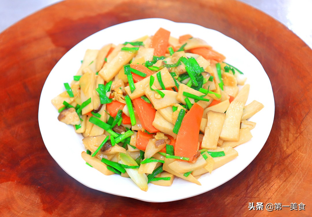 冬季干燥容易便秘，常给家人吃这6种食物，润肠通便，常吃又滋补
