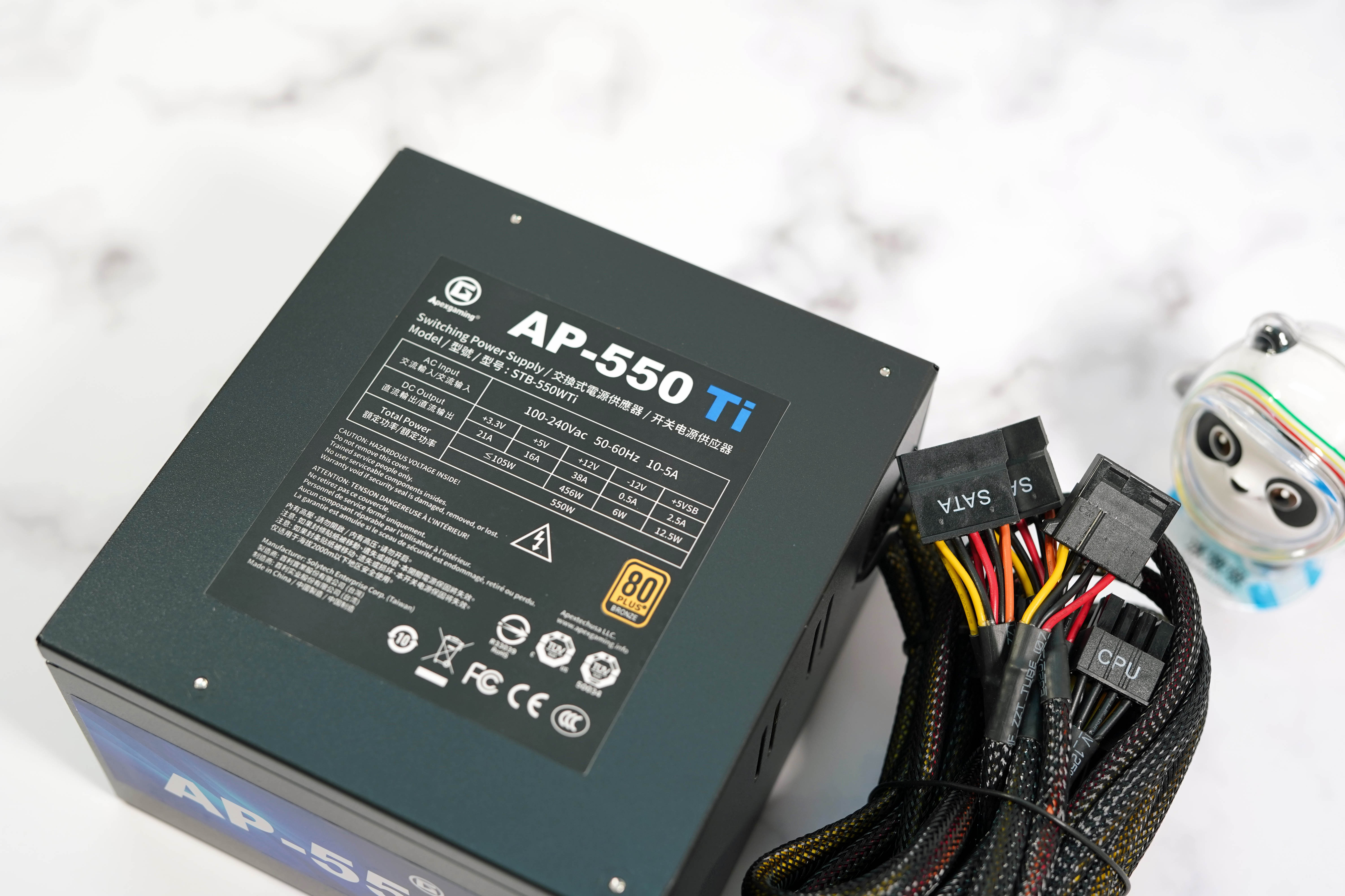 5年换新，净化空气，艾湃电竞550W纳米光触媒电源开箱