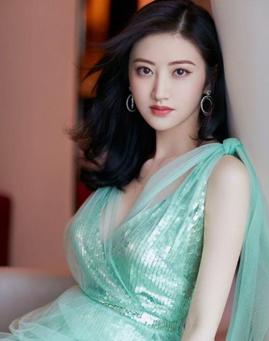 景甜，清纯甜美型女星