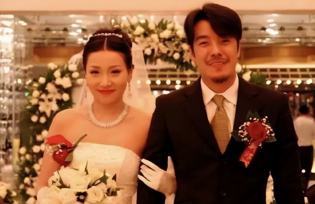海一天：二婚娶小12岁娇妻，不介意妻子离异带着孩子，如今很幸福