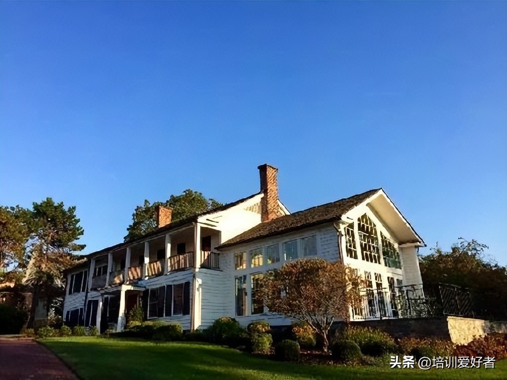 国内的企业人才培养机构，跟全球第一所企业大学还有多大的差距？