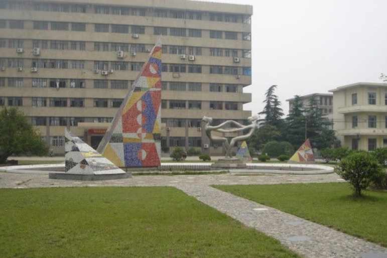 音乐美术校考60+统考300！扬州大学2022年艺术类录取需要多少分？