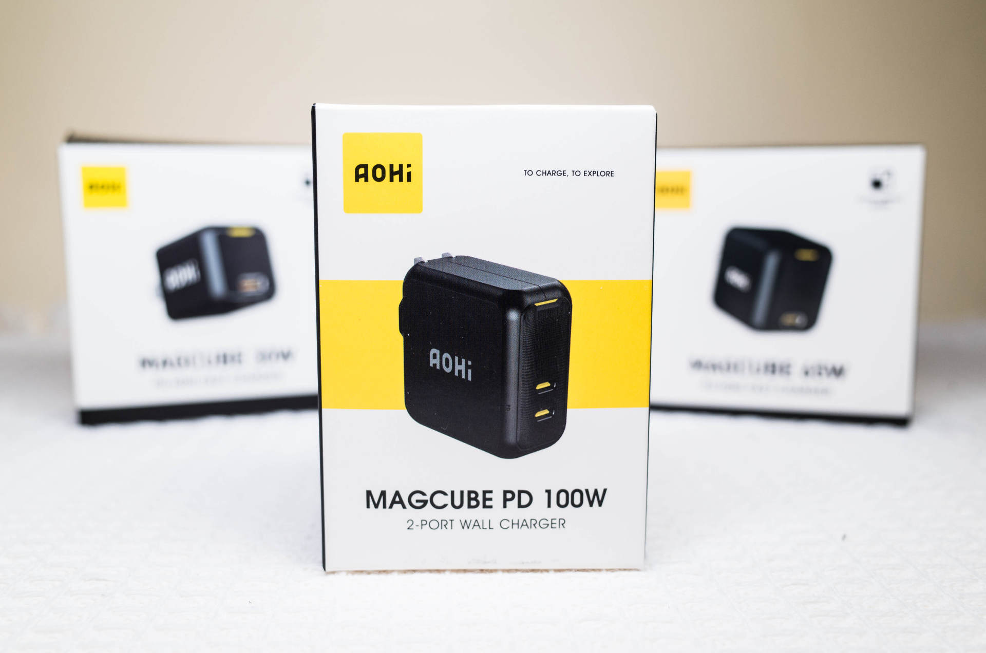 充电一个就够了：AOHI 100W氮化镓充电器