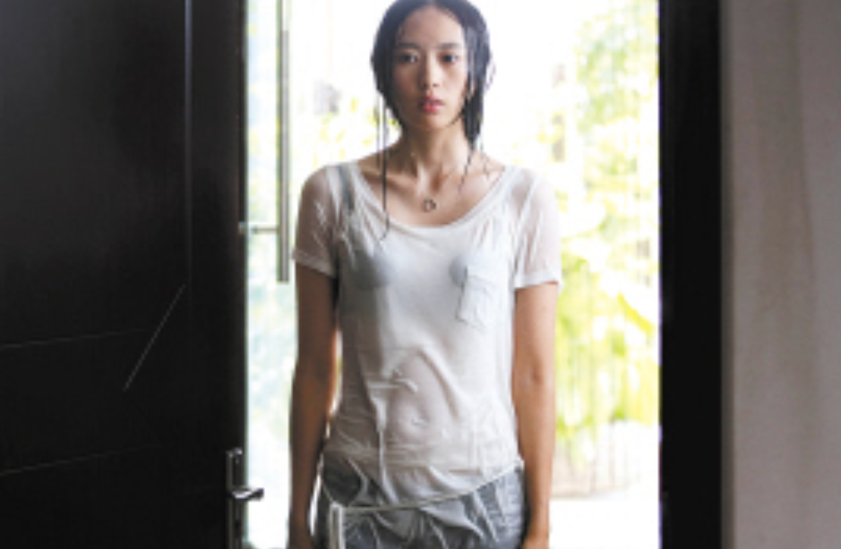 “自带苦相”的8位女星，五官凑在一起，演什么都很丧，可惜了