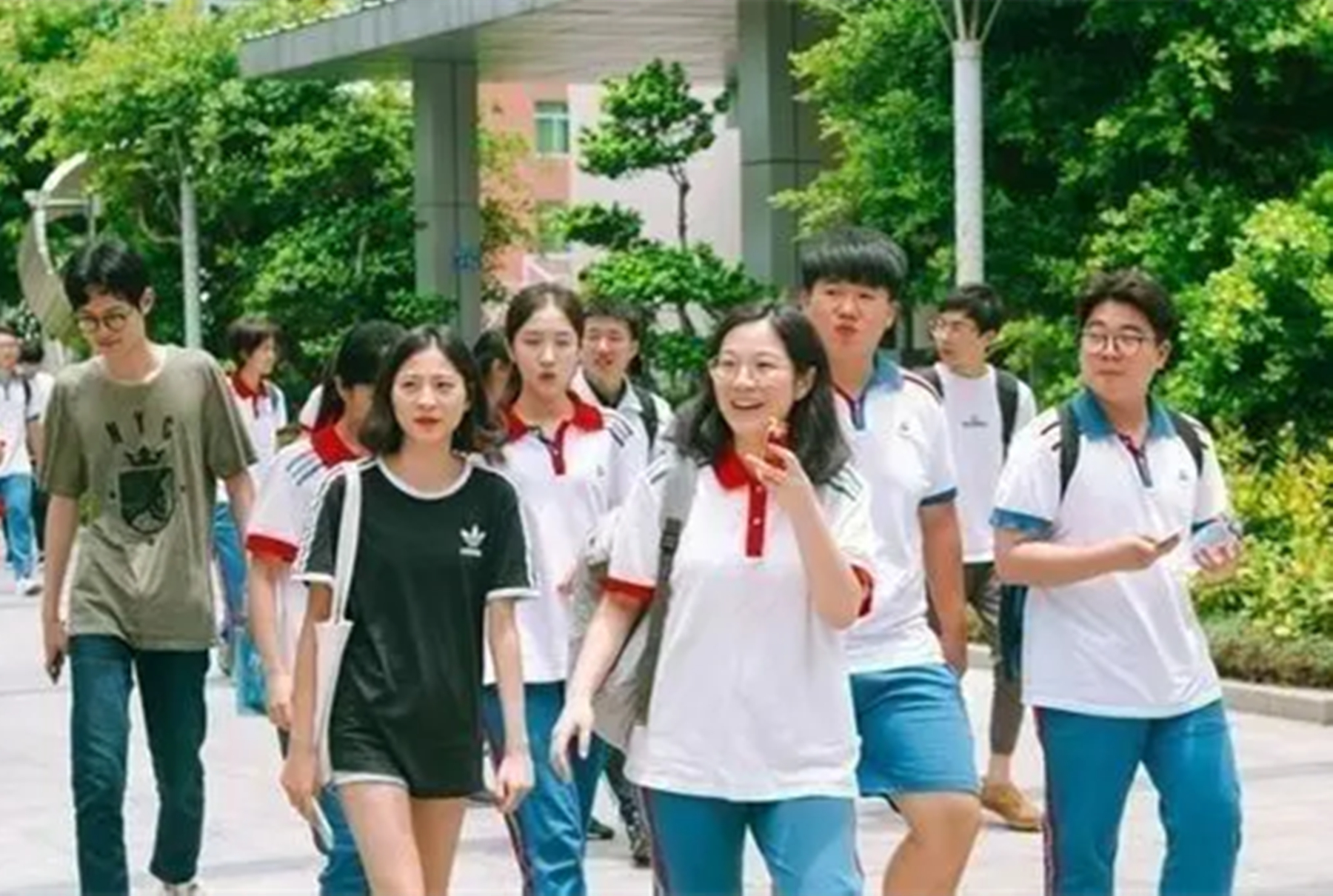 2020年，江苏17岁学生深夜跳河自尽，留下遗书：是老师逼死了我